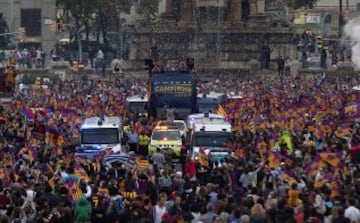 Gran ambiente en las calles del Barcelona. 