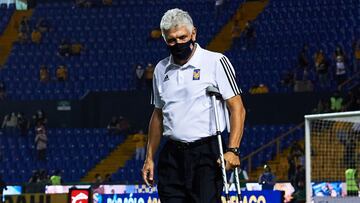 Directiva de Tigres informó a la plantilla que 'Tuca' Ferretti se irá