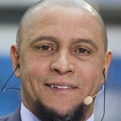 Record: Roberto Carlos será el hombre de fútbol del Sporting