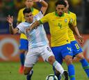 Marquinhos confiesa que jugó enfermo ante Argentina