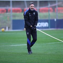 Vicente Moreno: “El Espanyol tiene un ataque muy rápido”