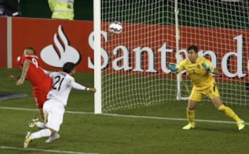 Perú enfrentó a Bolivia en Temuco.