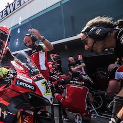 Bautista manda desde el principio