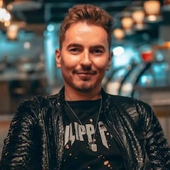 El lado divertido de Lorenzo: "Soy tan tonto por solidaridad"