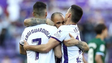 VALLADOLID, SPAIN - FEBRUARY 23: Sergi Guardiola, Fede and Sandro Ramirez of Valladolid celebrate at full time of the La Liga match between Real Valladolid CF and RCD Espanyol at Jose Zorrilla on February 23, 2020 in Valladolid, Spain. (Photo by Angel Mar