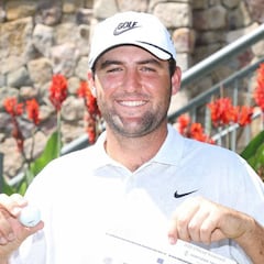 Rahm se cuela en la exhibición de Scheffler, récord del campo