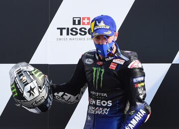 Maverick Viñales en el podio del GP de Emilia Romagna. 