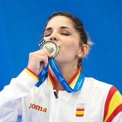 Atenery Hernández consigue la plata en arrancada