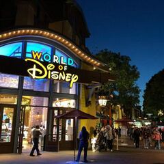 El motivo por el que Disney Store cerró 60 tiendas en Estados Unidos