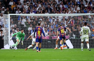 Fermín marca el 1-1 al Real Madrid. 