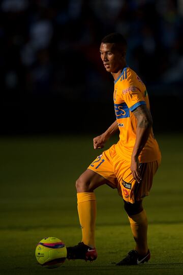 El encargado de suplir a Juninho, una tarea nada sencilla para el central colombiano.