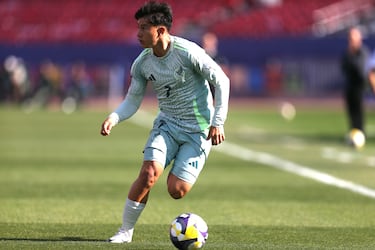 No todo es Gilberto Mora