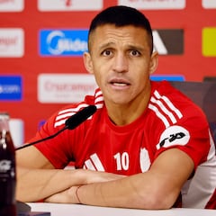 Alexis: “¿Ramos? Sería bueno que venga alguien que estuvo aquí mucho tiempo"