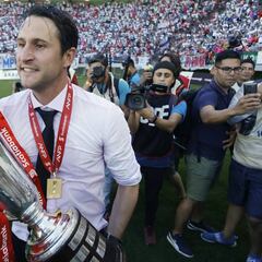 Beñat San José se va de la UC