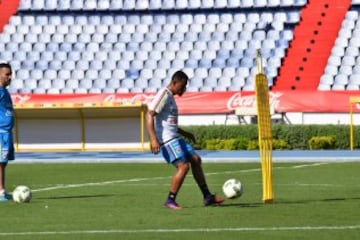 Colombia en el Metro, entrenamiento antes de Chile