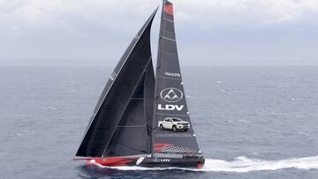 El &#039;Comanche&#039; navega l&iacute;der de la Sydney-Hobart cuando inicia la cruce del temible estrecho de Bass.
 