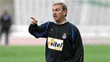 <b>LO TIENE MUY CLARO</B>. Clemente ya comienza a pensar en la próxima temporada, con el equipo en Primera.