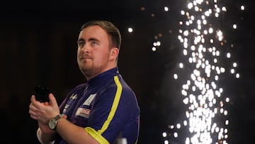 He’s just 16 years old but Luke Littler takes to the biggest stage in world darts targeting history against the favourite for the match, Luke Humphries.
