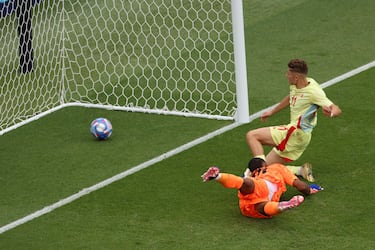 ¡Doblete de Fermín! 1-2