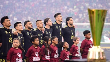 Jesus Gallardo, Gilberto Mora, Alexis Vega, Roberto Alvarado, Marcel Ruiz, Cesar Montes, Raul Jimenez of Mexico during the Final match between United States USA) and Mexico (Mexican National Team) as part of the 2025 CONCACAF Gold Cup at NRG Stadium, on July 06, 2025 in Houston, Texas, United States.