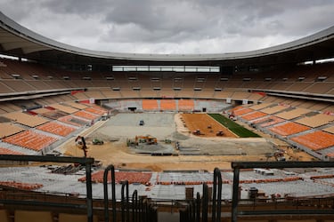 Obras en el estadio de La Cartuja. 