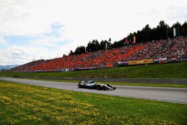 Bottas beats Vettel, Hamilton comes home fourth in Spielberg