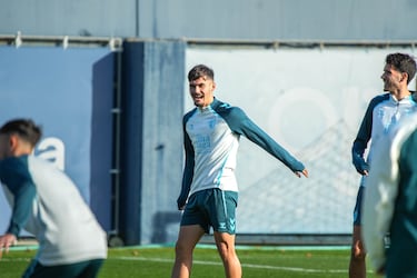 “Chupete quiere jugar con el Málaga en Primera”