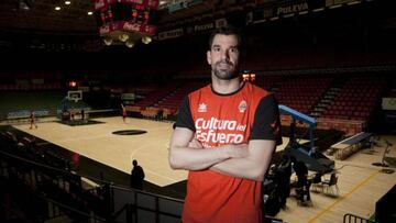 Rafa Mart¨ªnez renueva: seguir¨¢ en el Valencia Basket