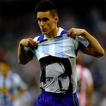 Baena, expulsado por homenajear a Llaneza