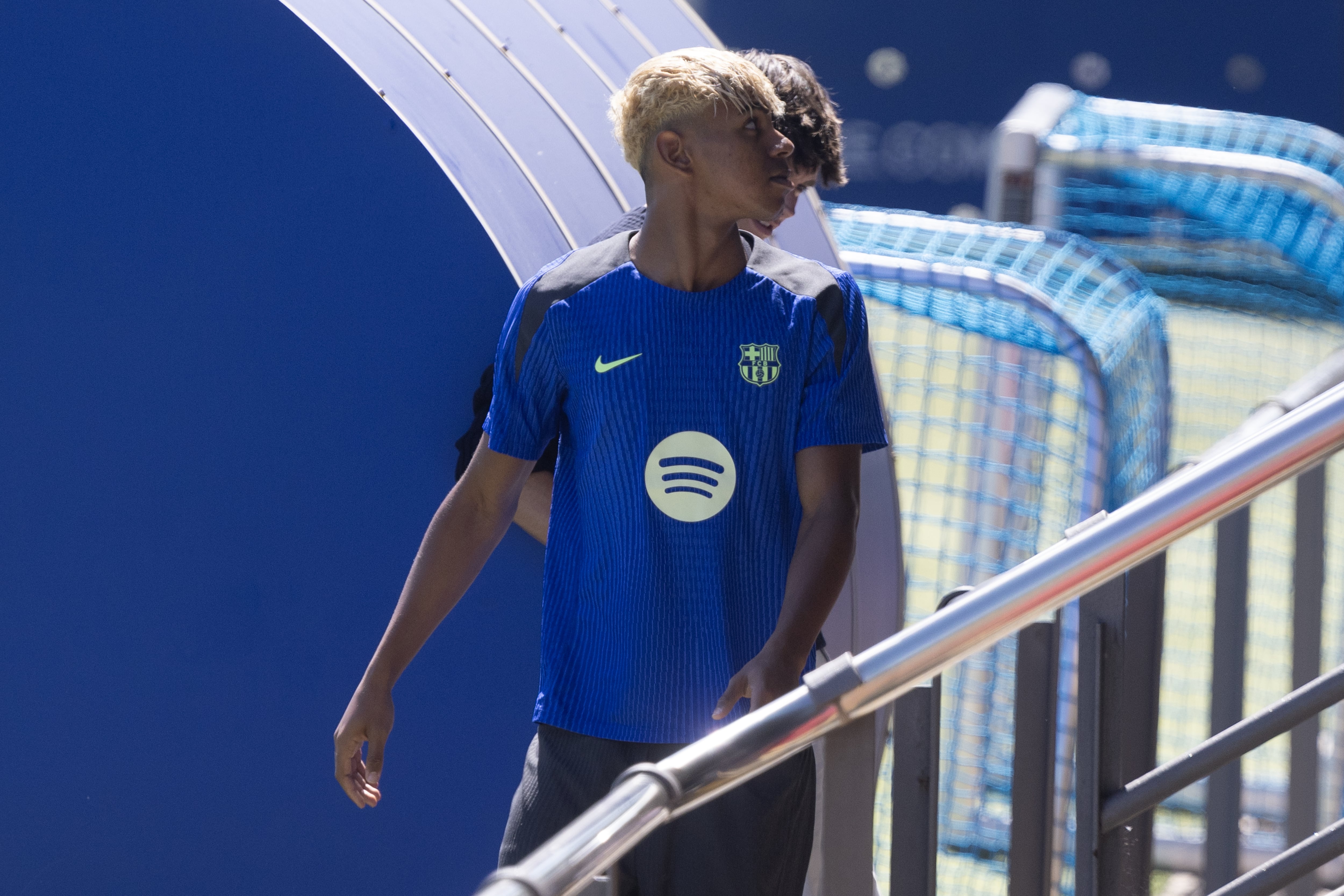 ¡Lamine, casi descartado también para Newcastle!