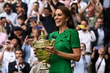 Kate Middleton homenajea Wimbledon con su vestido y confía en la marca España para su hija