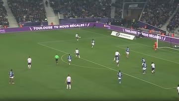 Gabriel Suazo se lució ante un gigante de Francia: ¡control notable y asistencia!