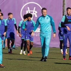 Tevenet, sincero: “Somos nuestro peor enemigo”