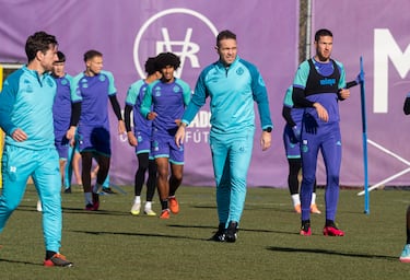 Tevenet: “Ser un equipo valiente no implica ser un kamikaze”