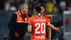 Gran golpe al mercado: Huerta dejaría Cobresal para ir a este club