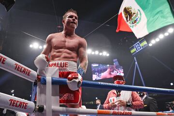 Canelo Álvarez tiene en mente tres peleas para el 2021