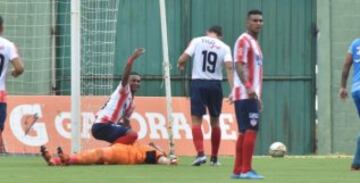 Sebastián Viera sufrió un duro choque en el partido ante Jaguares que lo dejó en el hospital