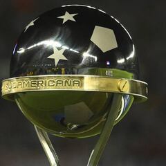 Los premios que ganaría Junior con el título de Sudamericana