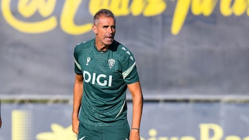 Gaizka Garitano, entrenador del Cádiz, regresa a Anoeta ante la Real B.