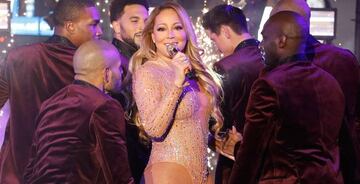 Mariah Carey durante su actuación en Times Square.
