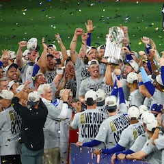 Dodgers, primer equipo en repetir título de la Serie Mundial en 25 años