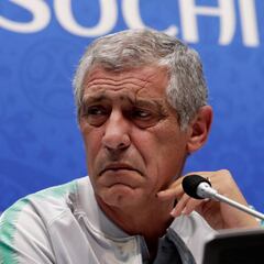 Fernando Santos: "Si Cristiano juega solo, Portugal perderá"
