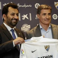 El jeque borra un tuit en el que contestaba a un dardo de Míchel