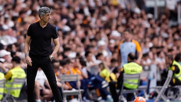 Real Sociedad's Spanish coach Imanol Alguacil is pictured during the Spanish league football match between Real Madrid CF and Real Sociedad at Santiago Bernabeu Stadium in Madrid on May 24, 2025. (Photo by OSCAR DEL POZO / AFP)