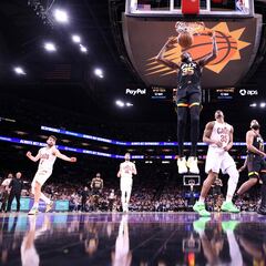 Kevin Durant makes NBA history in Cavs vs Suns game