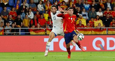 Cayó Morata dentro del área cuando buscaba un nuevo mano a mano ante Mvogo, pero notó el derribo de Ricardo Rodríguez.

