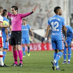 El Atlético, mosqueado con la actitud y el criterio de Munuera: Correa, De Paul, Comesaña...