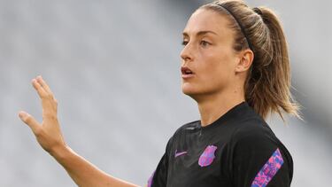 TURIN, ITALY - MAY 20: Alexia Putellas of FC Barcelona looks on in the warm ups at Juventus Stadium on May 20, 2022 in Turin, Italy. FC Barcelona will face Olympique Lyonnais in the UEFA Women's Champions League final on May 21, 2022. (Photo by Maja