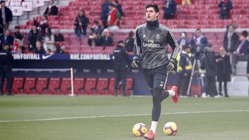 Courtois, pitado en el Wanda Metropolitano antes del Atlético-Real Madrid.