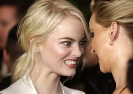 La respuesta de Jennifer Lawrence al reconocimiento de la actuación de Emma Stone en ‘Bugonia’: “¿Por qué no te disculpas?"